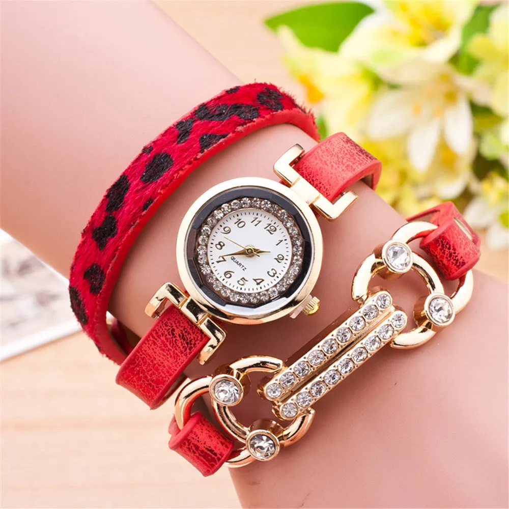 Fashion Casual Long Leather Strap watches Women Popular Jewelry Ethnic Style Surround the Wrist Quartz Watch Clock 8 Colors