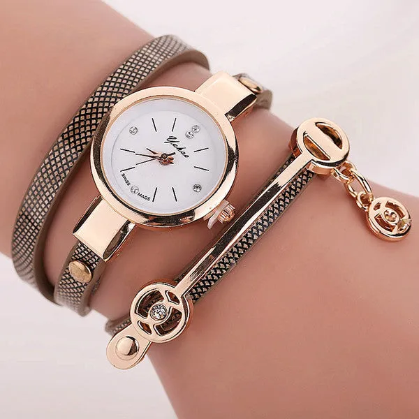 Fashion Style Leather Casual Bracelet Watch Wristwatch Women Dress Watches Long Leather Bracelet Watch